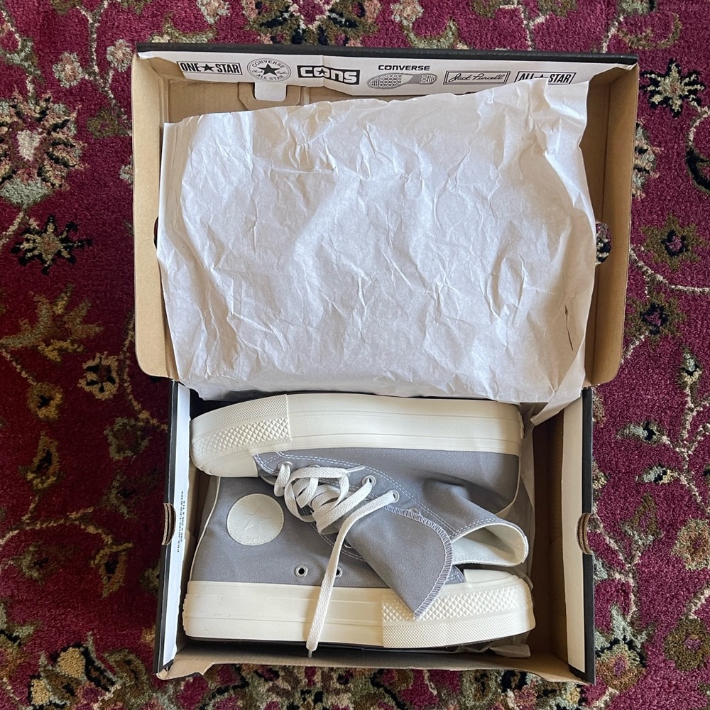 Converse Custom Gray
Platforms